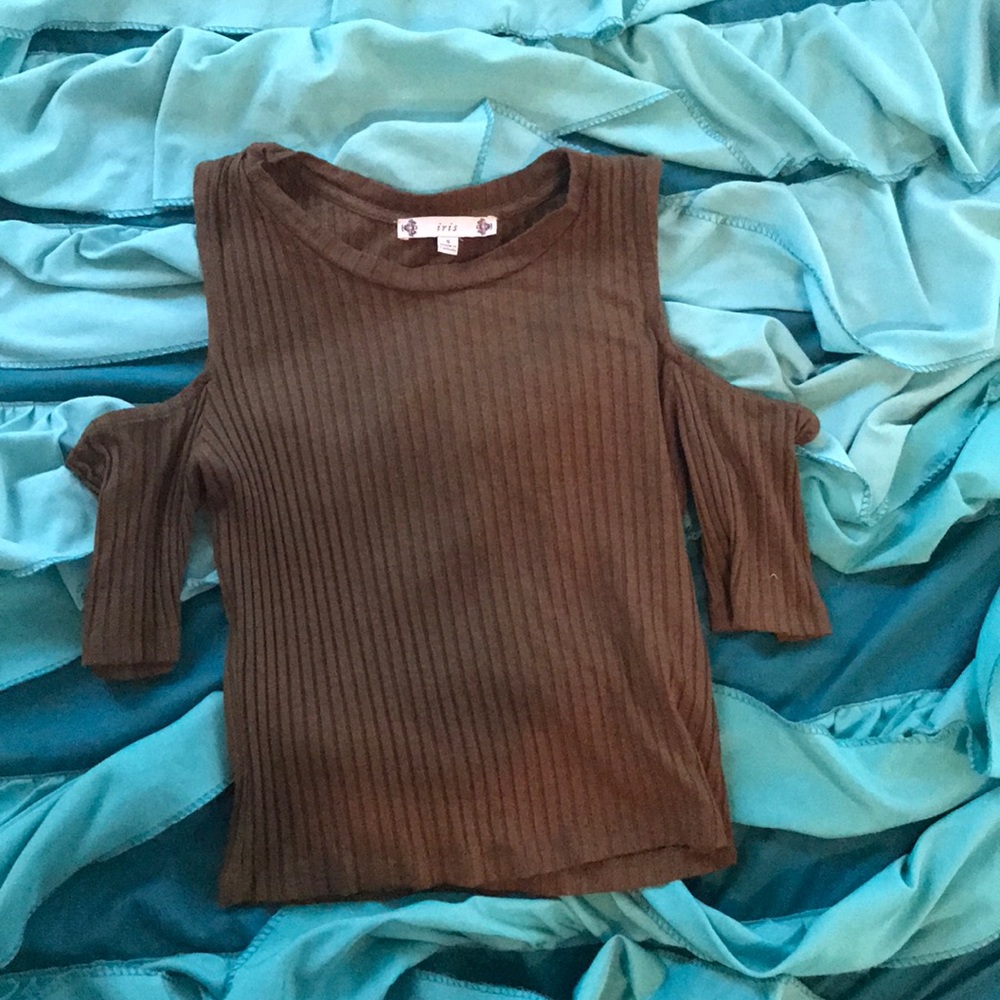 off the shoulder , olive green / brown crop top
